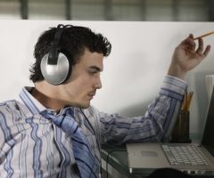 Musik på jobbet och hyrkontor