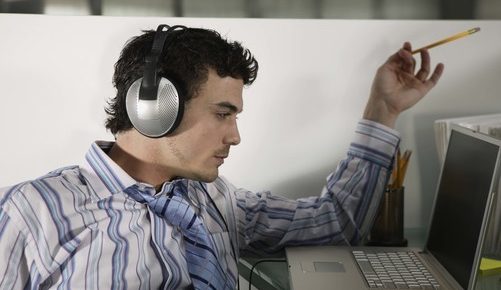 Musik på jobbet och hyrkontor